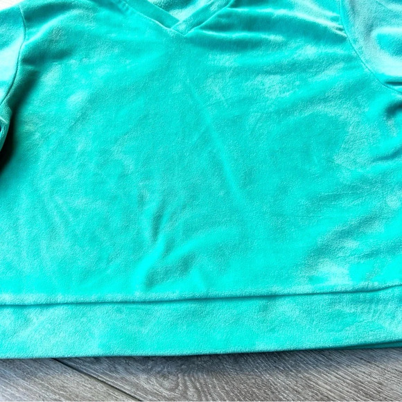 Zella Turquoise V Neck Velvet Pullover Sweater - Picture 11 of 16